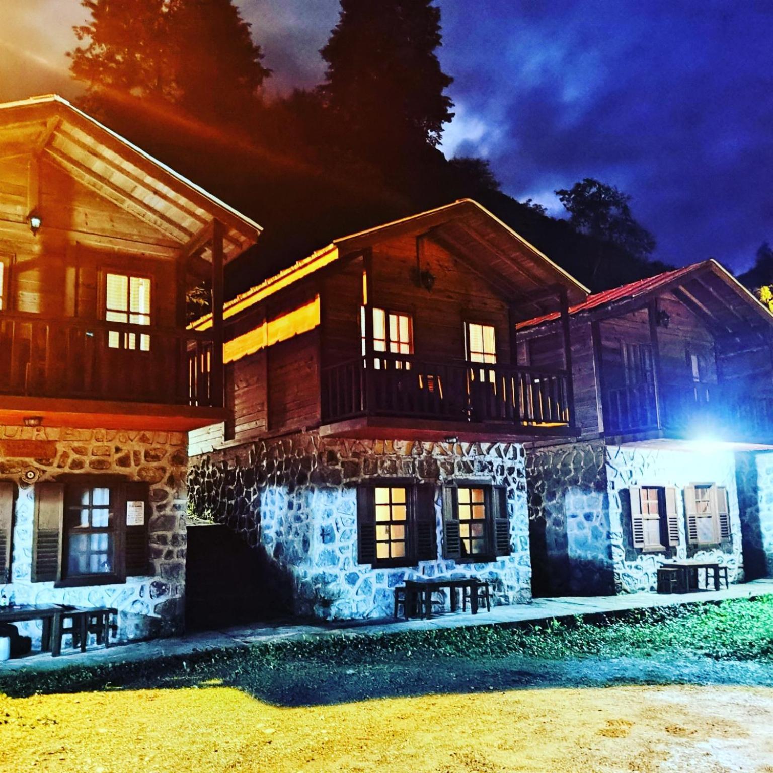 Mencuna Konaklari Arhavi Bagian luar foto